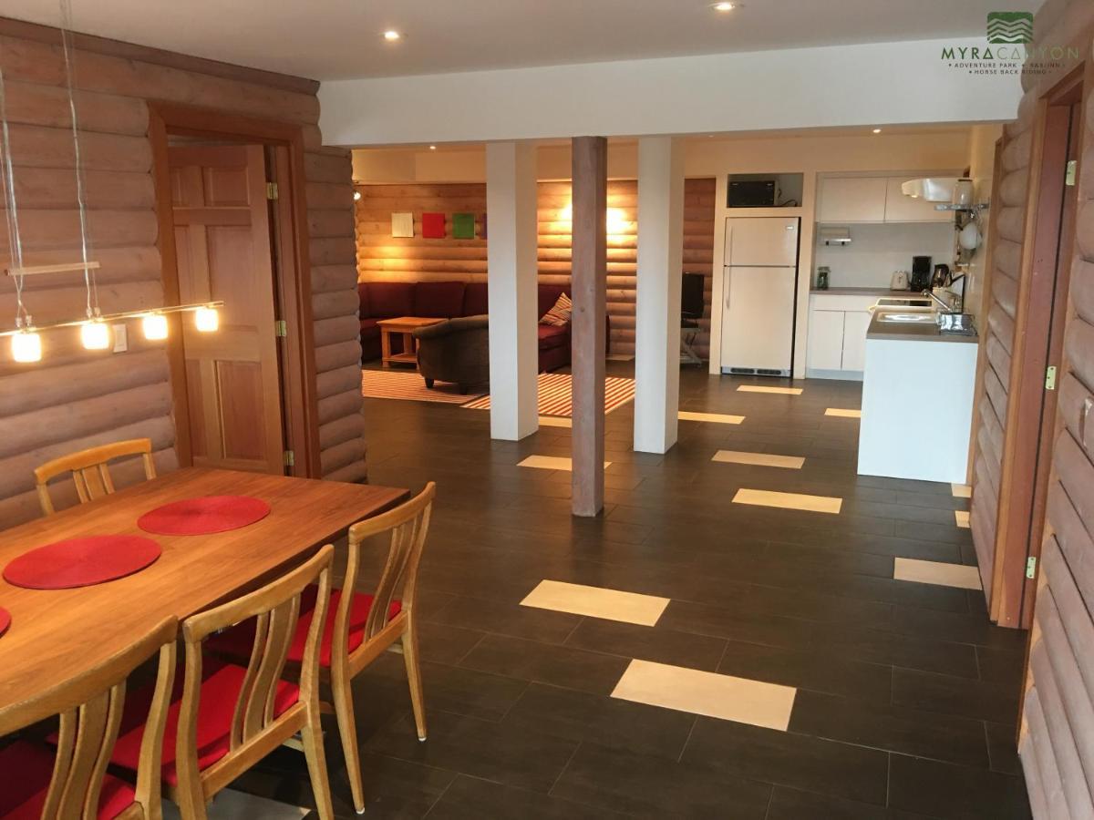 קלונה Myra Canyon Lodge מראה חיצוני תמונה